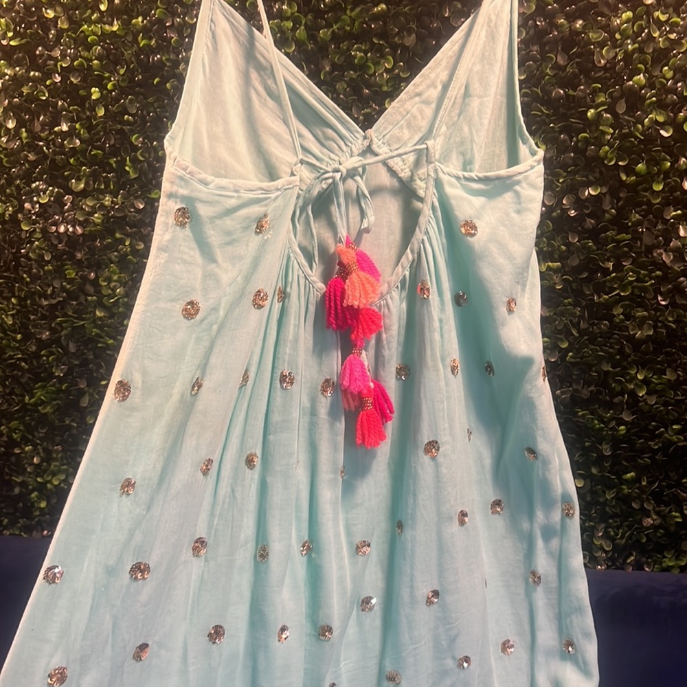 Dress - Picture 3 of 3
